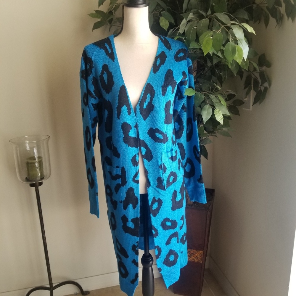 NEW! Blue Leopard Print Long Cardigan Sweater - Picture 5 of 8